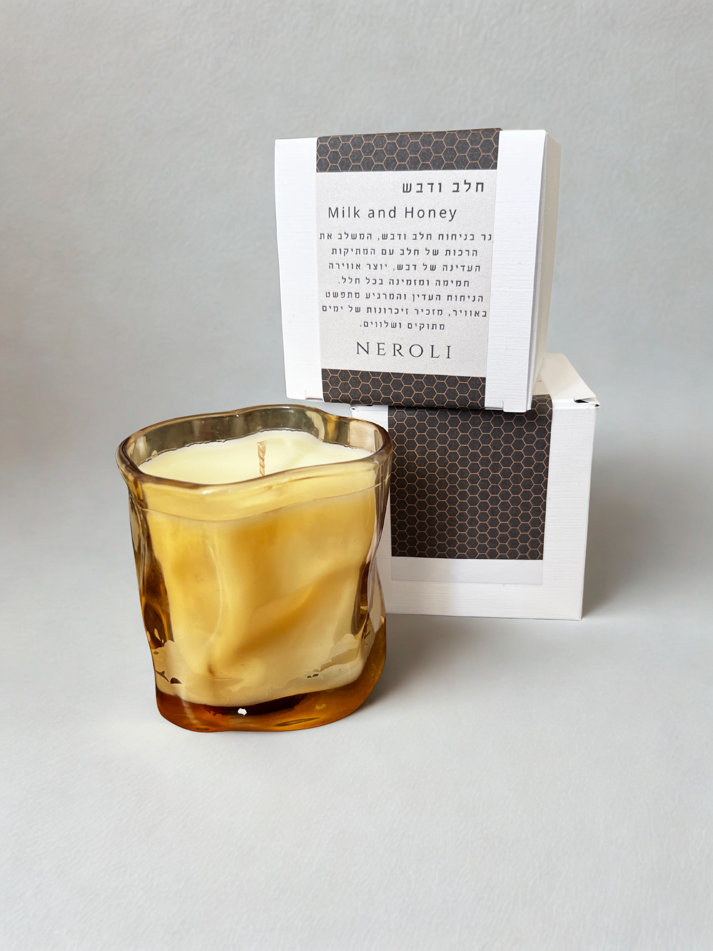 נר בכלי זכוכית מעוצב | חלב ודבש